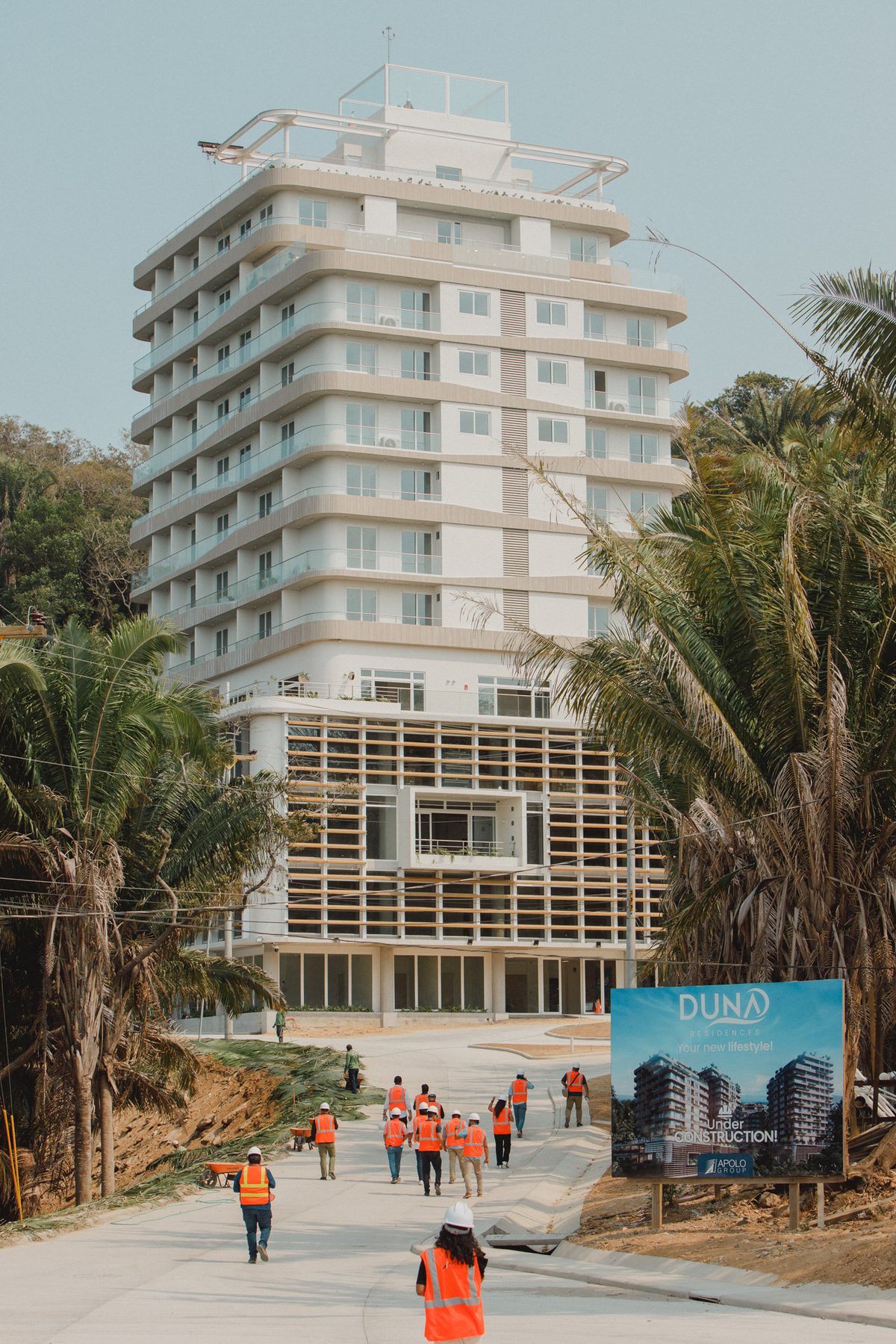 Duna Residences under construction in Pr&oacute;spera